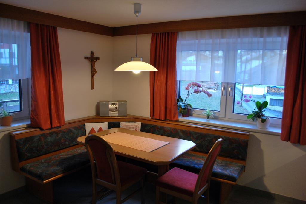 Ferienwohnung Nuener Grins Eksteriør bilde