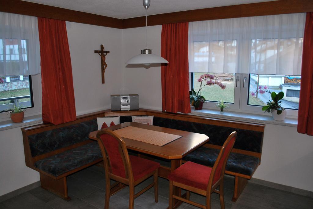 Ferienwohnung Nuener Grins Eksteriør bilde